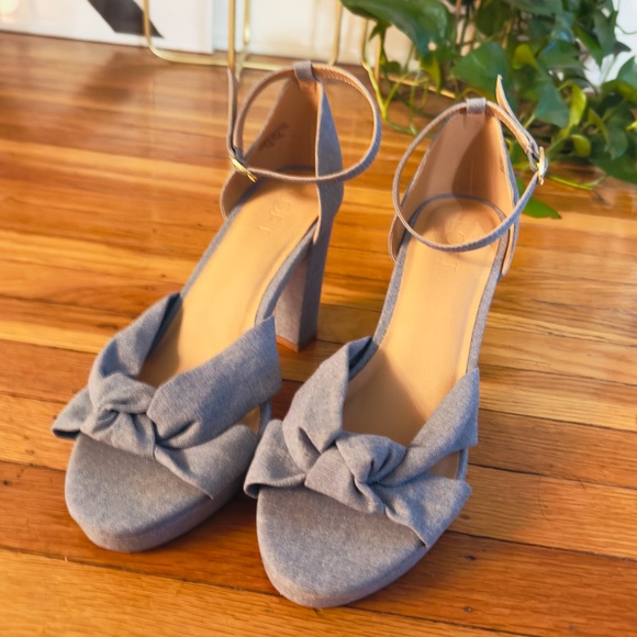 Loft Knotted Denim Platform Heels - Picture 4 of 4